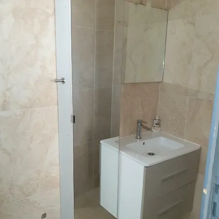 Grand Studio Centre Ville St Raphael Apartment Saint-Raphael (Var)